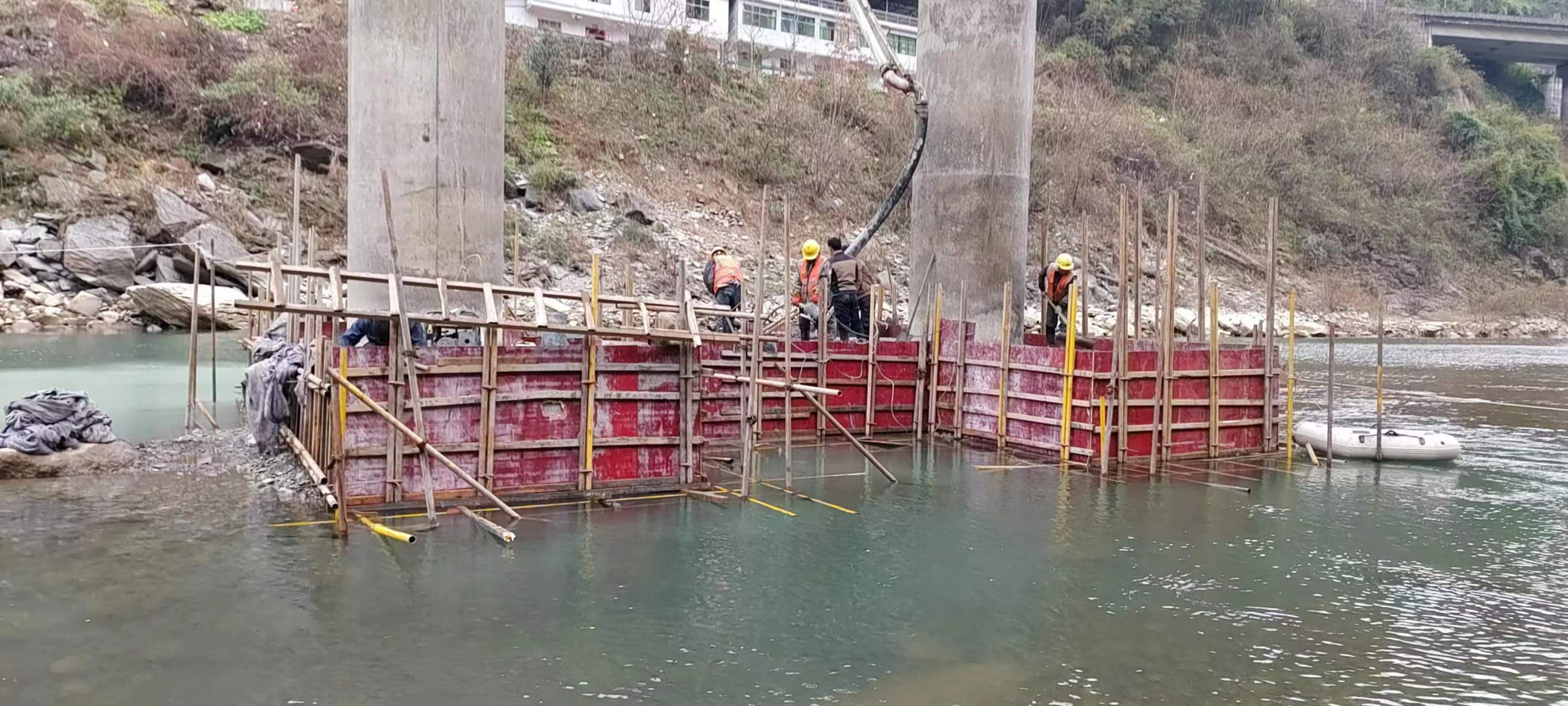 喀什水利工程施工中堤坝渗漏原因以及防渗加固技术